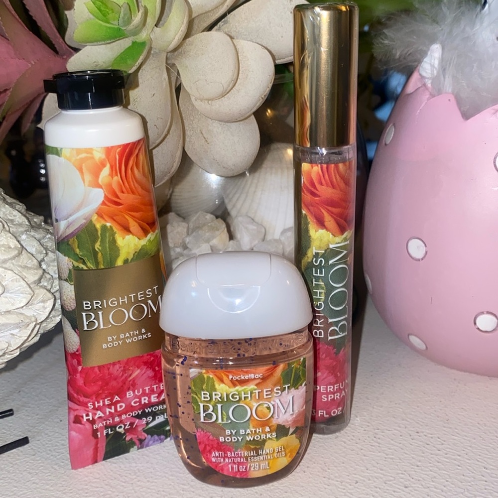 Bath and Bodyworks brightest, bloom, travel, size gift set
